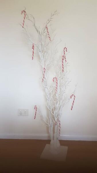 White Display Christmas Tree Decorative Twigs Sticks NEW