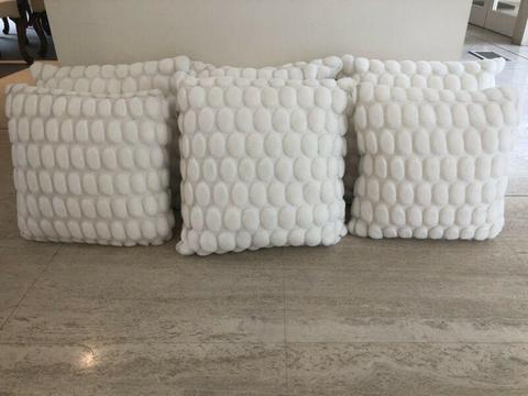 6 x cushions for sale