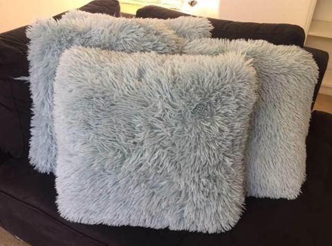 FAUX FUR / SHAGGY LARGE CUSHIONS/PILLOWS DUCK BLUE 50x50 CMS