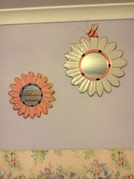 Wanted: 4 Flower Mirrors $20 for all