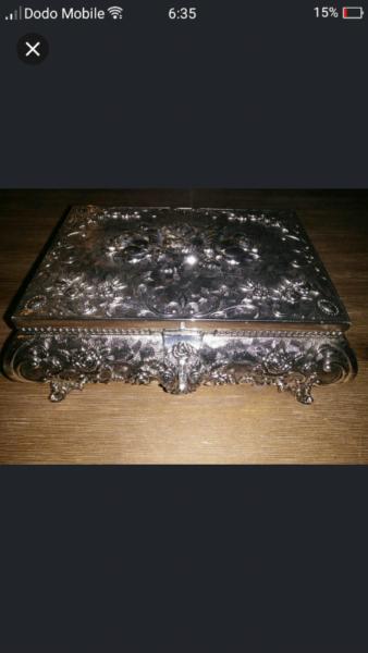 Solid silver jewellery box