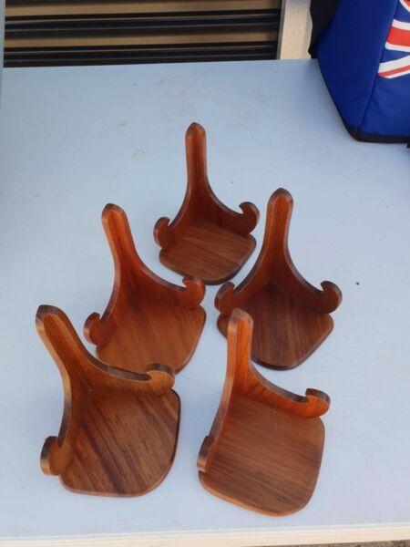 Wooden & Plastic Cup & Saucer stands, Plates stands