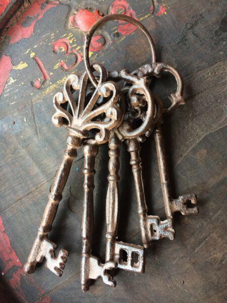 Set of 5 Cast Iron Keys $18