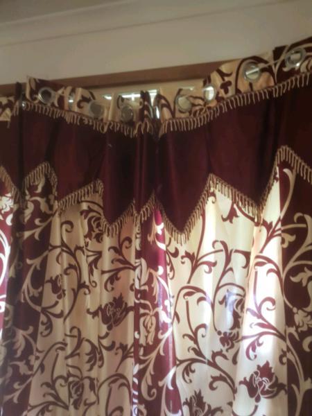 Modern style curtains