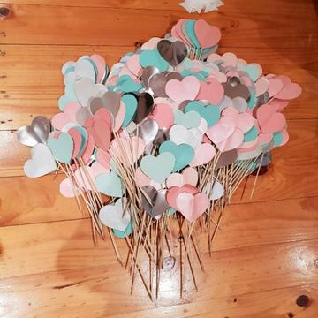 Bulk wedding heart decorations - 320 sticks 10 floating hangs
