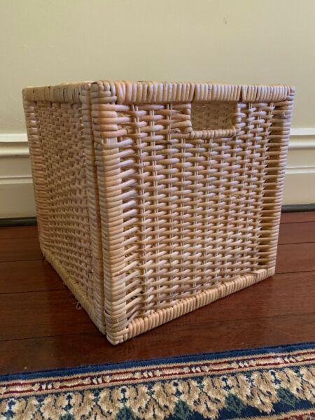 4 Cane collapsable storage baskets
