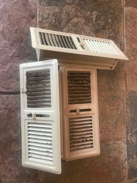 7 x Heating Vents (used)