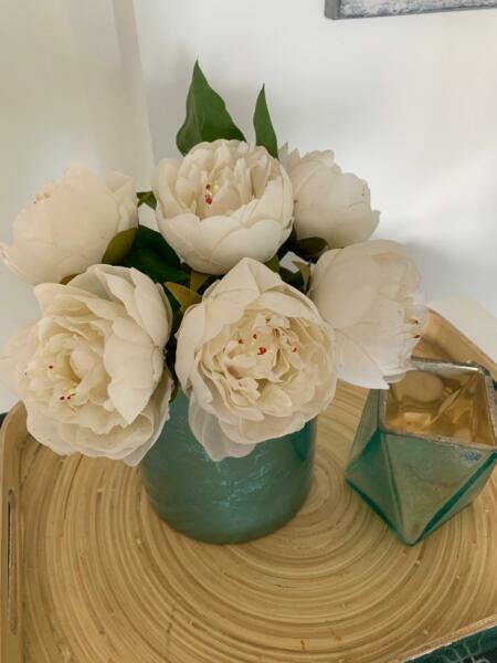 Moving out SALE (Decorative Vases, Flowers, Peonies)