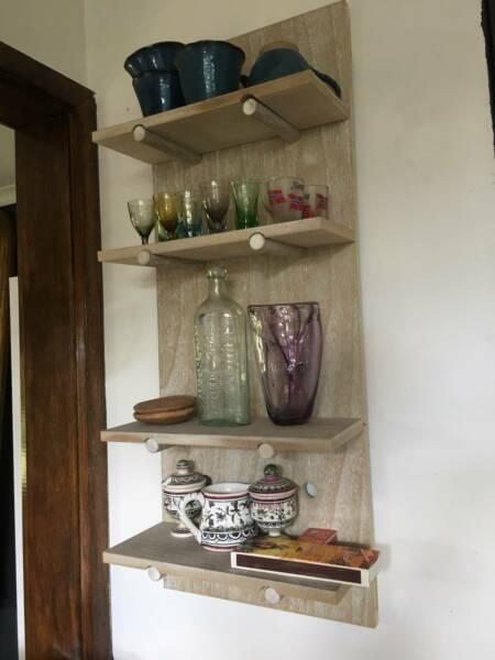Hanging wall shelf, shelving, kitchen
