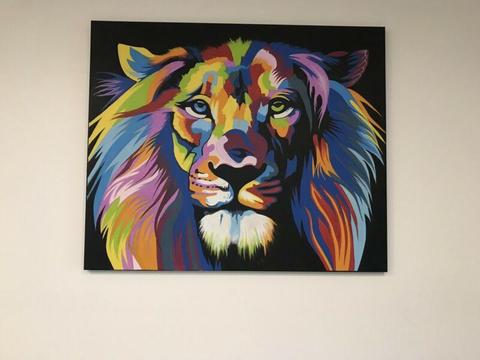 HUGE LION PRINT