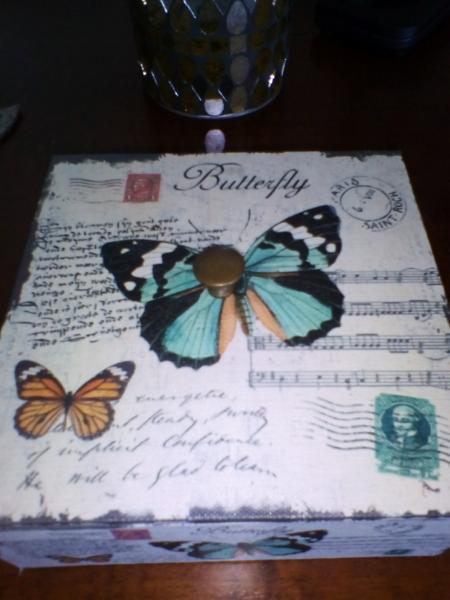 Butterfly trinket box