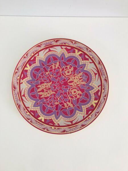 Decorative Plate centrepiece