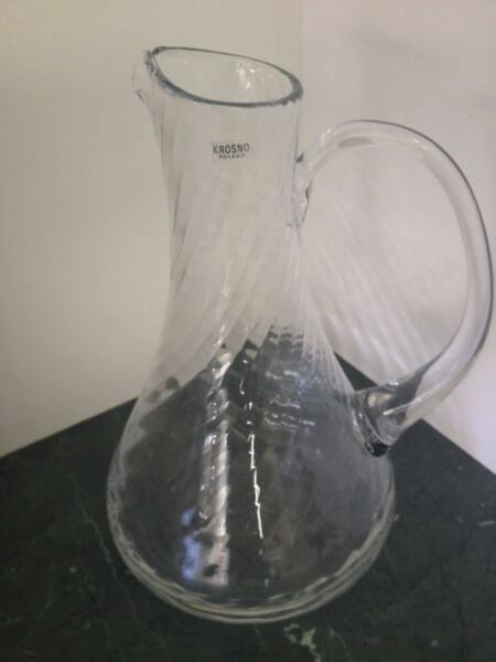 Krosno New York 1 litre Glass Jug in NEAR NEW IN ORIGINAL BOX