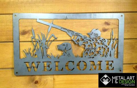 Hunting Scene Welcome - Metal Art & Design