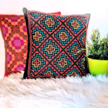 Cushion cover - Hand embroidery