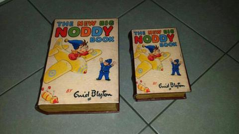Noddy Bookcase Holders ×2 Enid Blyton