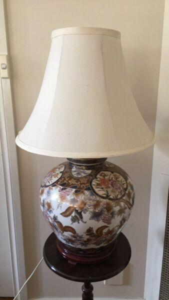 Porcelain Chinese lamp