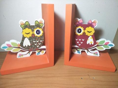 Owl book stands