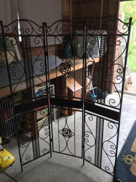 Wrought iron room devider pick up Somerville