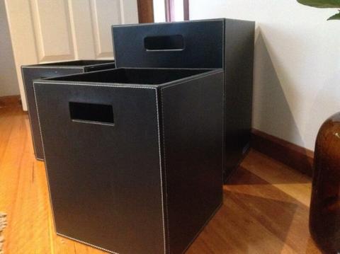 Storage boxes - Black leather look