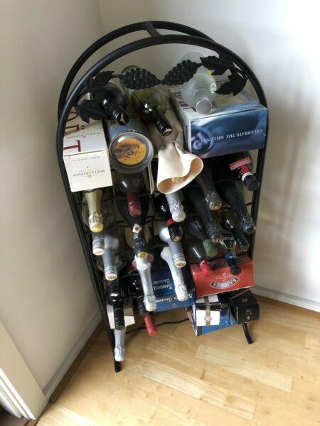 Standing wine rack