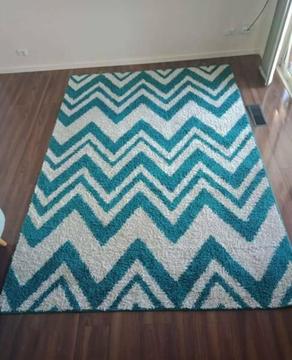 Excellent condition rug