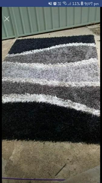 Large rug!!!