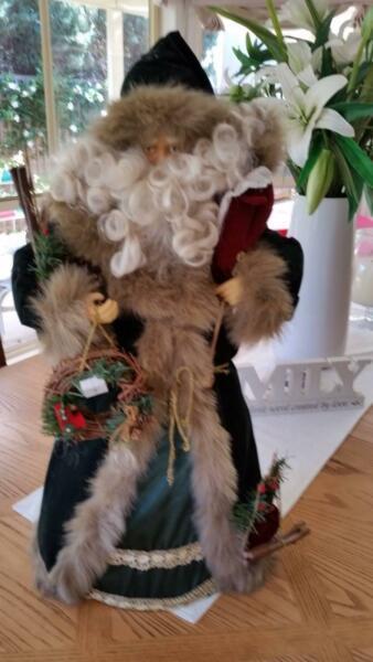 Old Fashioned Father Xmas (Santa) with beautiful details