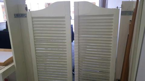 White Saloon doors in great condition