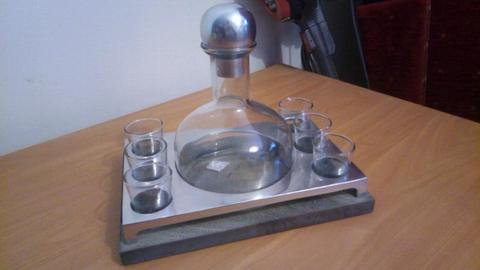 New Liquor Decanter Shotglass Wooden and Metal Tray Display with