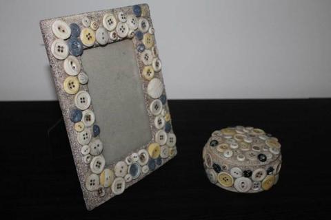 Buttons decorated Picture Frame 13x8 cm and Treasure Jewelry Box
