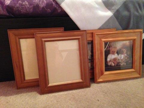 Wooden photo frames x4