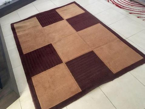 WOOL CHEQUERED PATTERNED RUG, HAND MADE - NOW ONLY $50