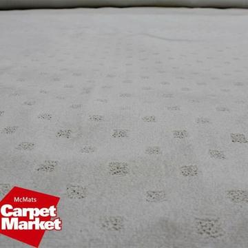 Quick Sale! White Cream New Carpet Super Cheap Last Chance! Floor