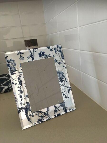 Mirrored floral picture frame