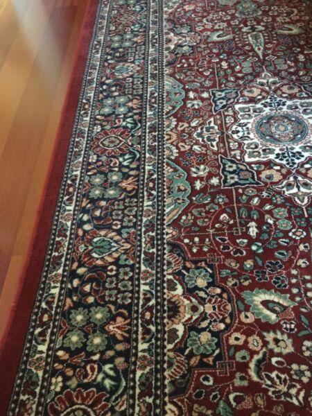 Ferraghan Super 100% Wool Carpet Rug 240 x 330cm