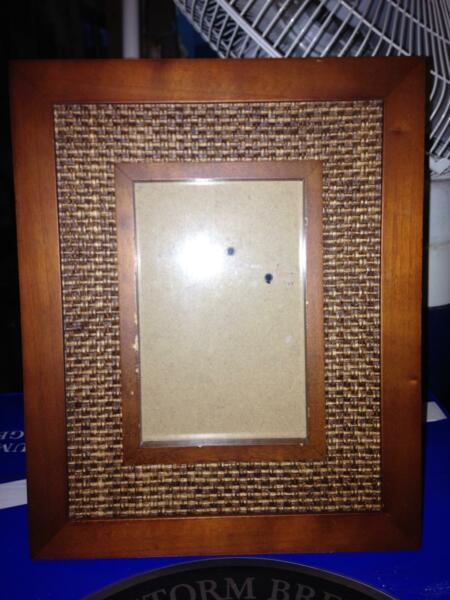 Medium frame picture for sale