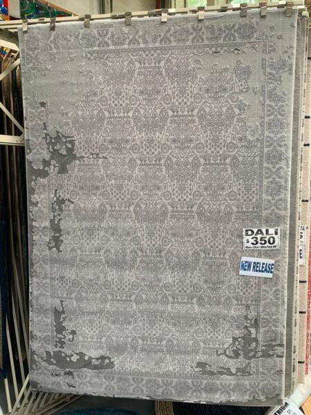 New Vintage Shaded Grey Textured Heat Set Poly Carpet Rug