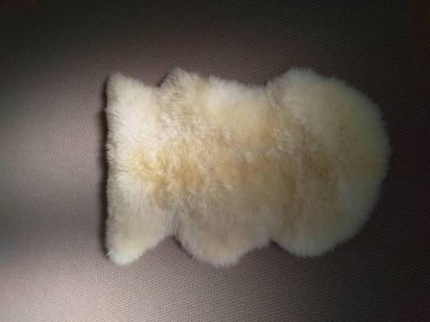 Lambskin rug, brand new and barely used