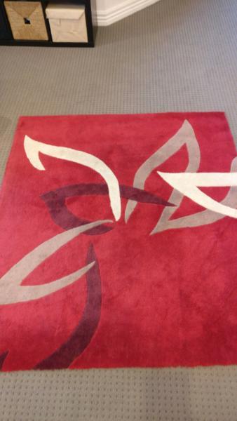 Floor rug - good condition