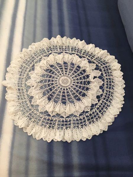 Crochet White Round Doyle