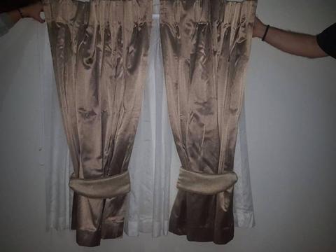 Curtains and Drapes - High Quality ***