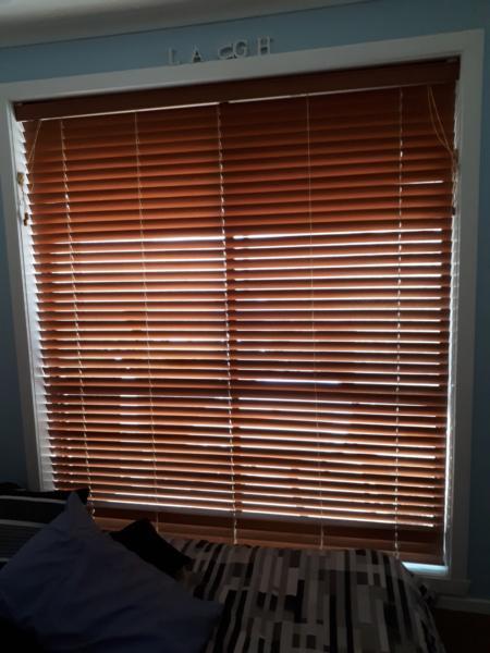 Good quality wooden blinds x2