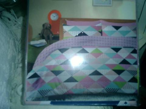 Pink Multi Colour SINGLE SIZE Quilt Cover Set - BRAND NEW