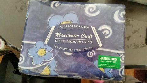 Blue Flower Queen Bed Quilt Cover Set - Manchester Craft