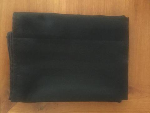 Black jacquard table cloth