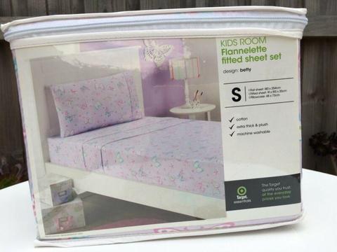 KIDS ROOM, SINGLE BED, FLANNELETTE FITTED SHEET SET, BRAND NEW $10.00