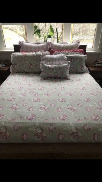 Queen size quilt cover set