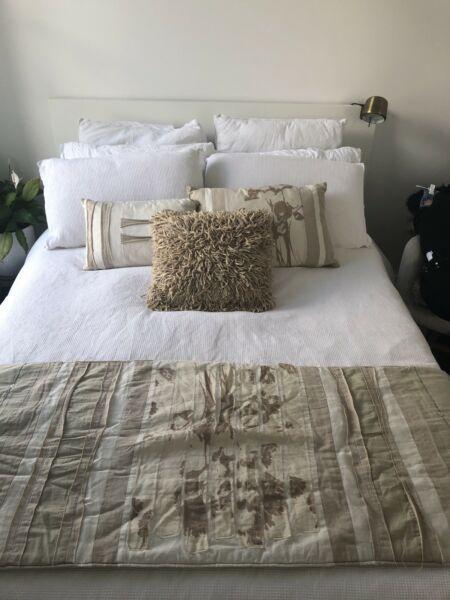 Decorative cushions and bed runner