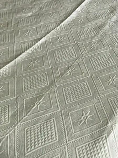 Bedspread white cotton